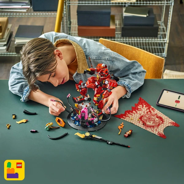 LEGO® NINJAGO® Η ΕΞΩΣΤΟΛΗ ΠΥΡΙΝΟΣ ΙΠΠΟΤΗΣ