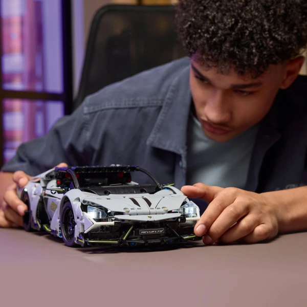 LEGO® TECHNIC SUPER SPORTS ΑΥΤΟΚΙΝΗΤΟ LAMBORGHINI REVUELTO
