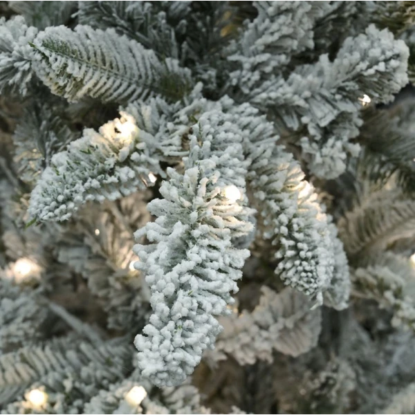  ΧΡΙΣΤΟΥΓΕΝΝΙΑΤΙΚΟ ΔΕΝΤΡΟ SNOW WHITE 240 EK ME 520 LED