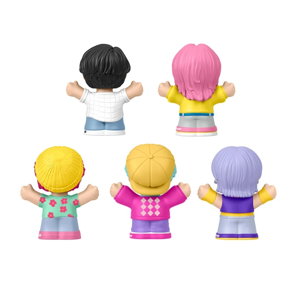 FISHER PRICE LITTLE PEOPLE SET WITH COLLECTIBLE FIGURES K-POP DEMON HUNTERS SAJA BOYS