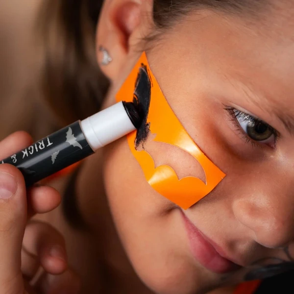 LEGAMI TRICK & TWIST HALLOWEEN FACE-PAINT STICKS
