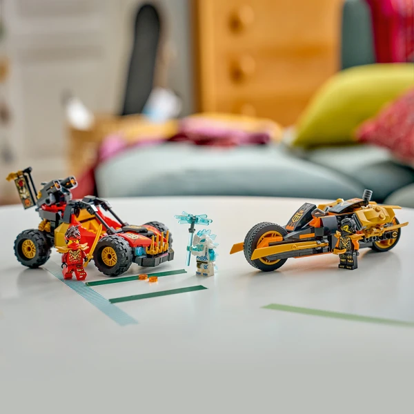 LEGO® NINJAGO® ΤΑ ΣΥΝΔΥΑΖΟΜΕΝΑ ΟΧΗΜΑΤΑ ΤΟΥ ΚΑΪ ΚΑΙ ΤΟΥ ΚΟΟΥΛ