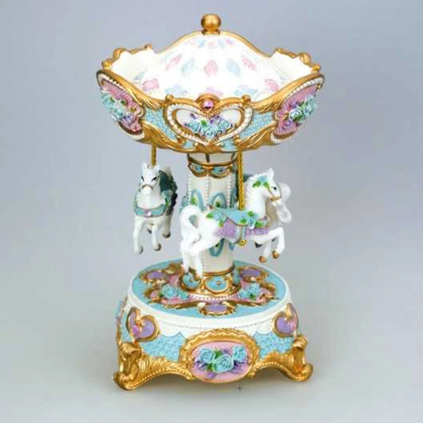 CAROUSEL WHITE-LIGHT BLUE 21 cm