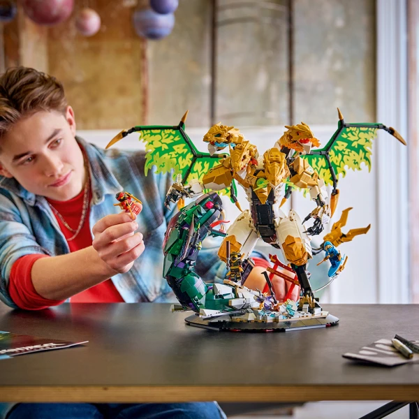 LEGO® NINJAGO® ΜΑΧΗ ΤΟΥ ULTRA ΔΡΑΚΟΥ