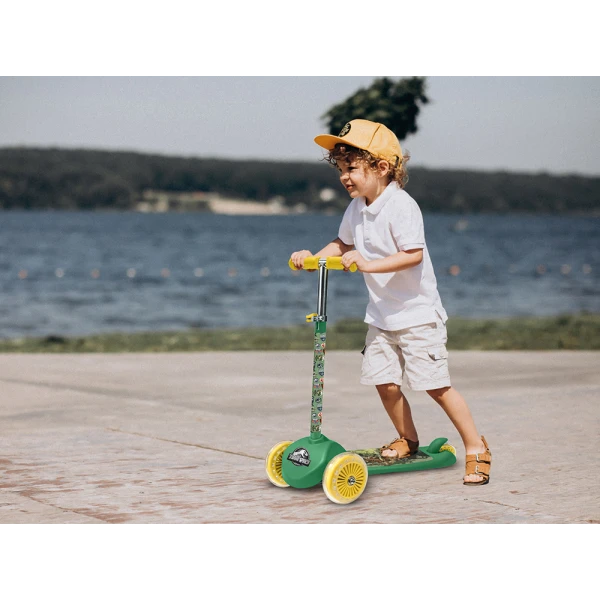 AS ΠΑΙΔΙΚΟ SCOOTER PLUS ΜΕ 3 ΡΟΔΕΣ JURASSIC WORLD ΓΙΑ 3+ ΧΡΟΝΩΝ