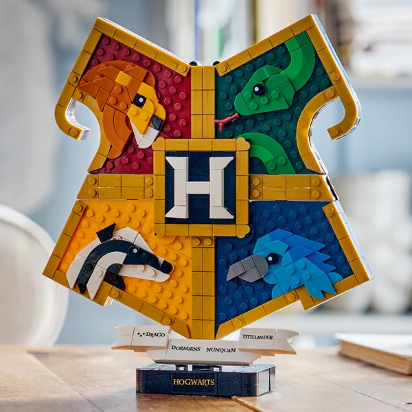 LEGO® HARRY POTTER™ ΕΜΒΛΗΜΑ ΤΟΥ HOGWARTS™