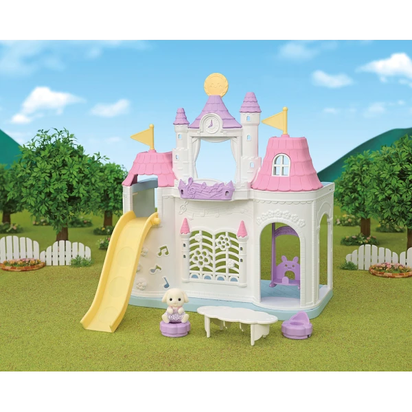 THE SYLVANIAN FAMILIES BABY CASTLE NURSERY