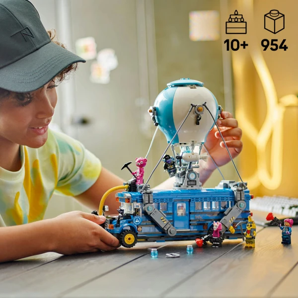 LEGO® FORTNITE® BATTLE BUS