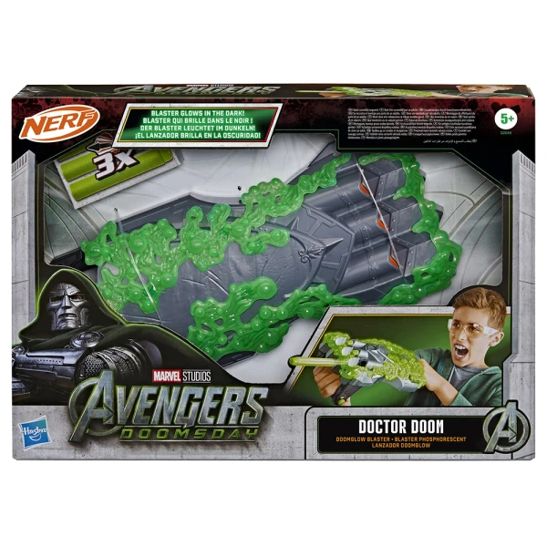 AVENGERS MV5 DOCTOR DOOM ROLE PLAY GAUNTLET