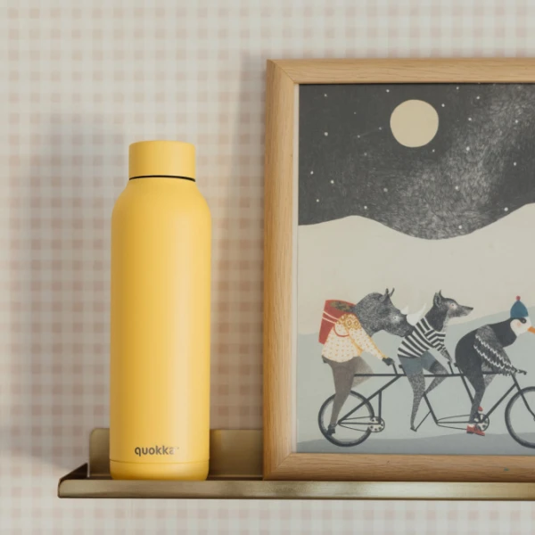 QUOKKA THERMAL STAINLESS STEEL BOTTLE SOLID 630ml - LIGHT YELLOW