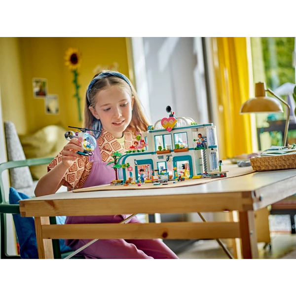 LEGO® FRIENDS ΝΟΣΟΚΟΜΕΙΟ ΤΗΣ ΧΑΡΤΛΕΪΚ ΣΙΤΥ