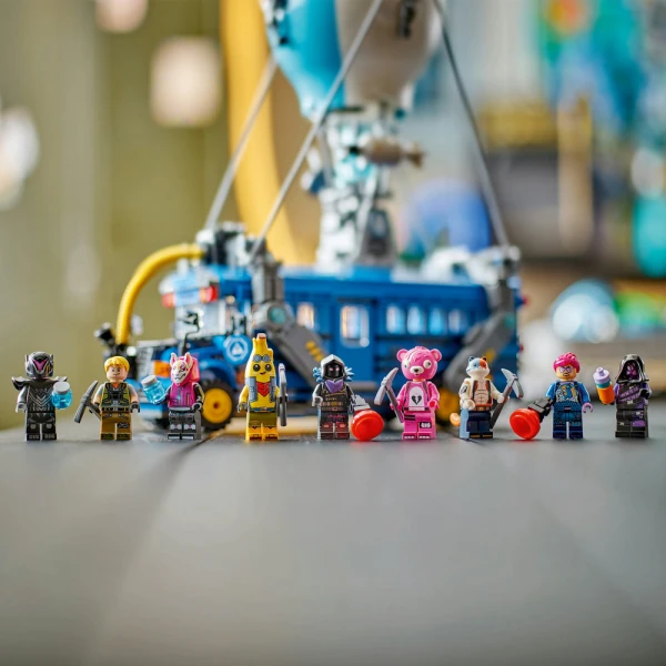 LEGO® FORTNITE® BATTLE BUS