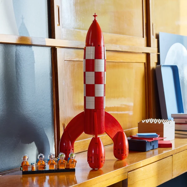 LEGO® IDEAS ΣΕΛΗΝΙΑΚΟΣ ΠΥΡΑΥΛΟΣ TINTIN®