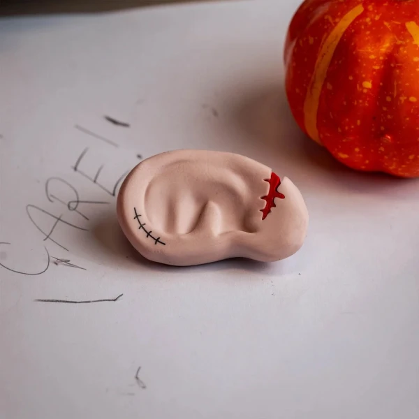 LEGAMI HALLOWEEN SCENTED ERASER – EAR WE GO