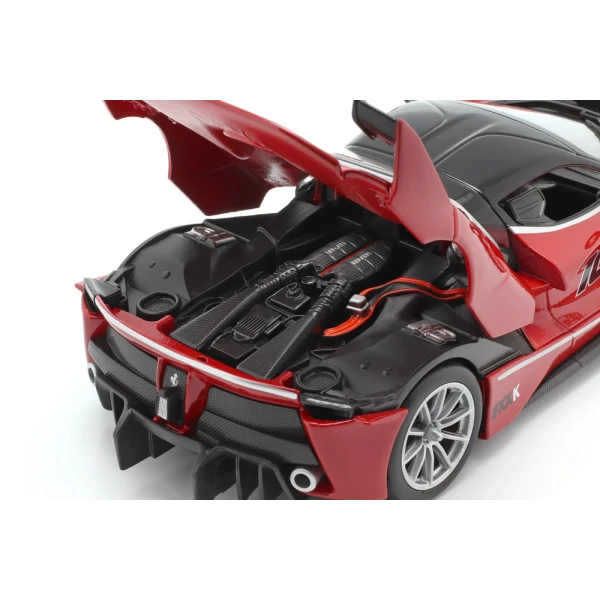 BBURAGO 1:24 RACE FERRARI FXX-K (N.10) RED