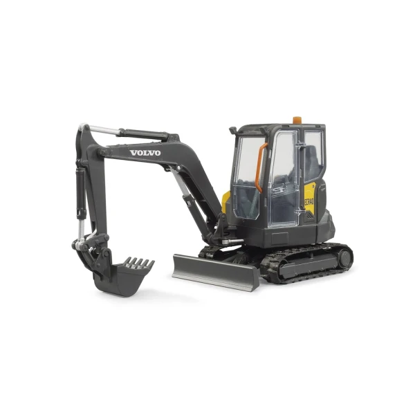 BRUDER ΕΚΣΚΑΦΕΑΣ VOLVO ECR40 MINI ΜΕ ΕΡΠΥΣΤΡΙΕΣ