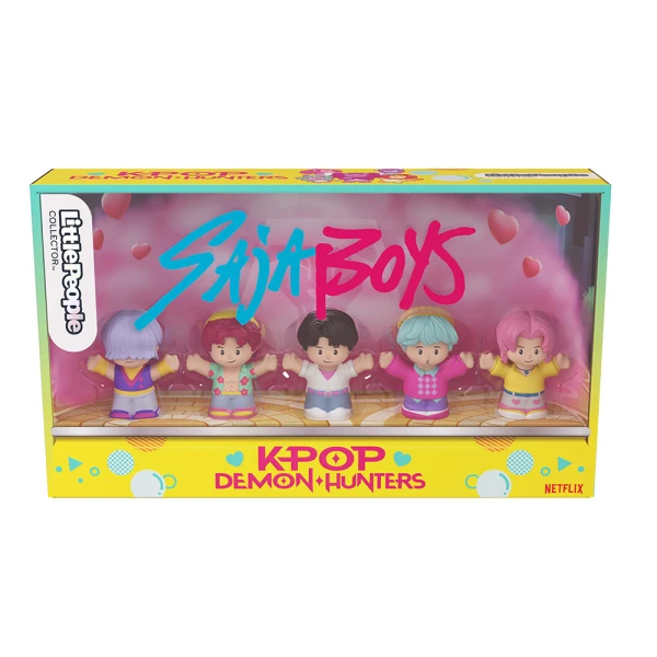 FISHER PRICE LITTLE PEOPLE SET WITH COLLECTIBLE FIGURES K-POP DEMON HUNTERS SAJA BOYS