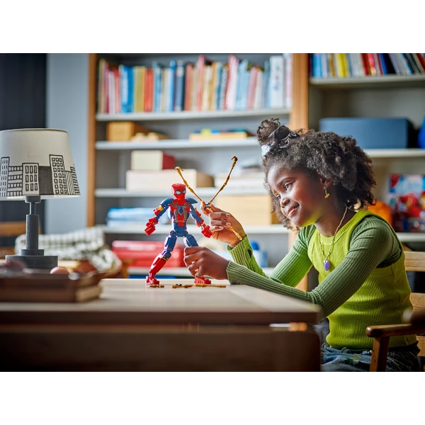 LEGO® MARVEL IRON SPIDER-MAN CONSTRUCTION FIGURE